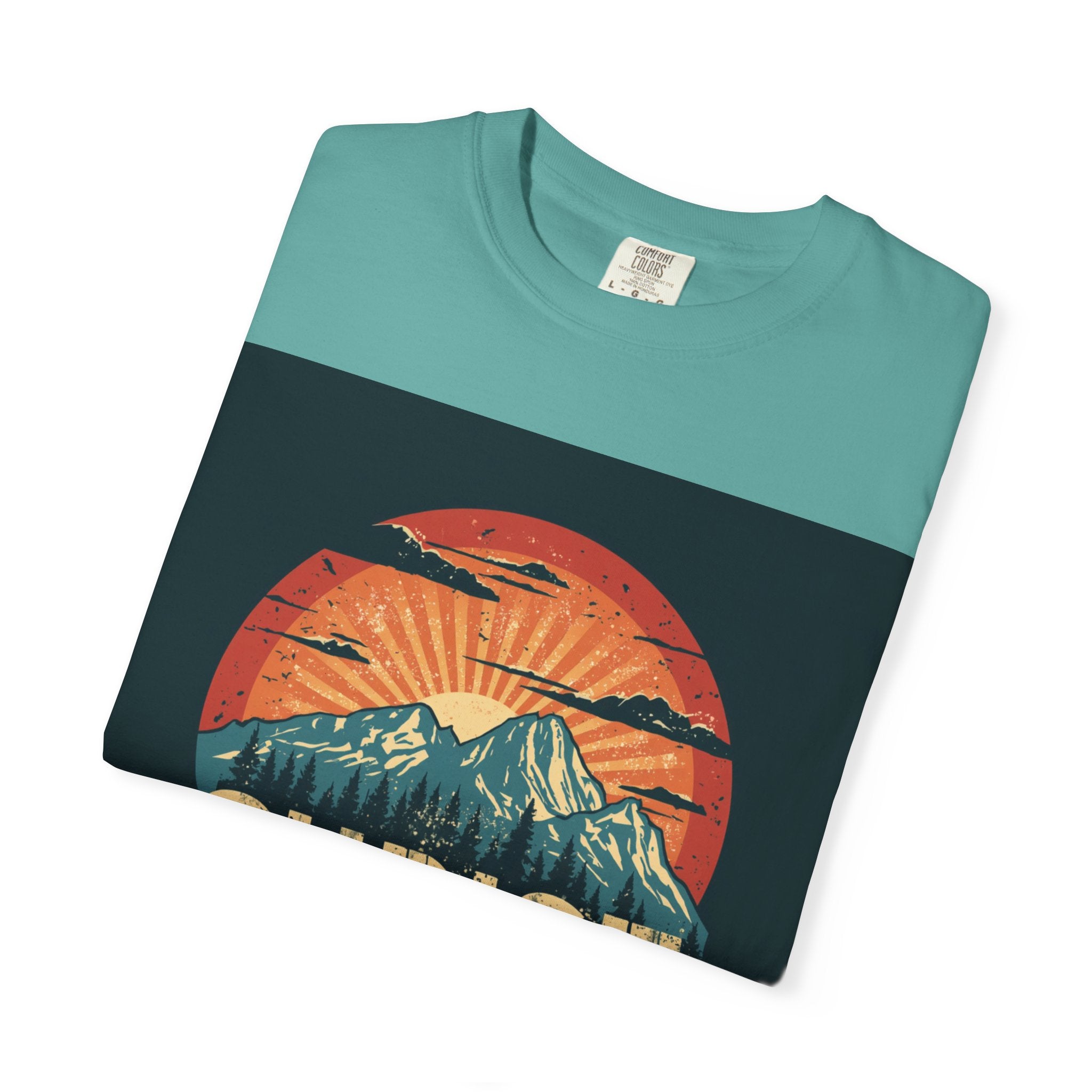 Christian Mountain T-Shirt — "I Can Do All Things Through Christ" Philippians 4:13 Vintage Sunset